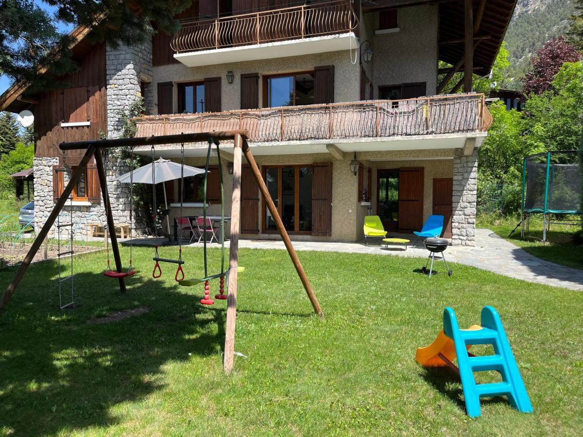 Appartement Rez De Jardin, 2 Chambres/ 4 Personnes, Garage. Бріансон Екстер'єр фото
